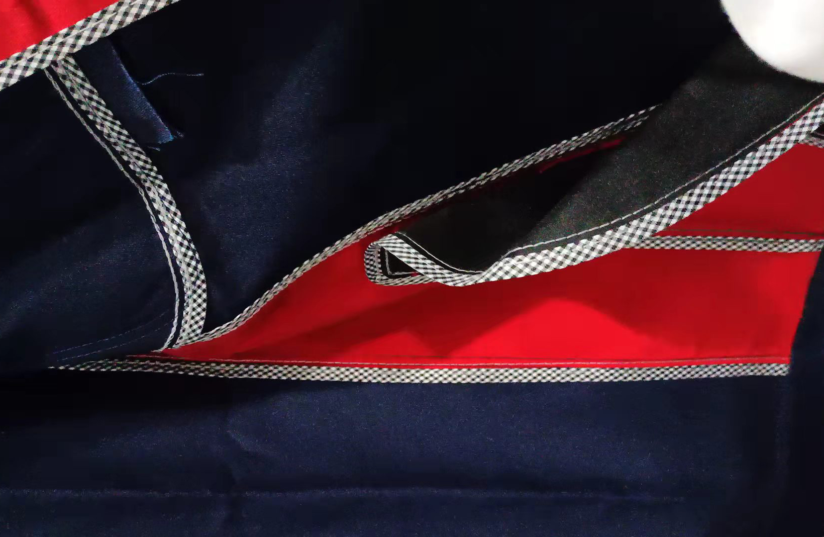 仁弘工作服定制細節(jié)展示