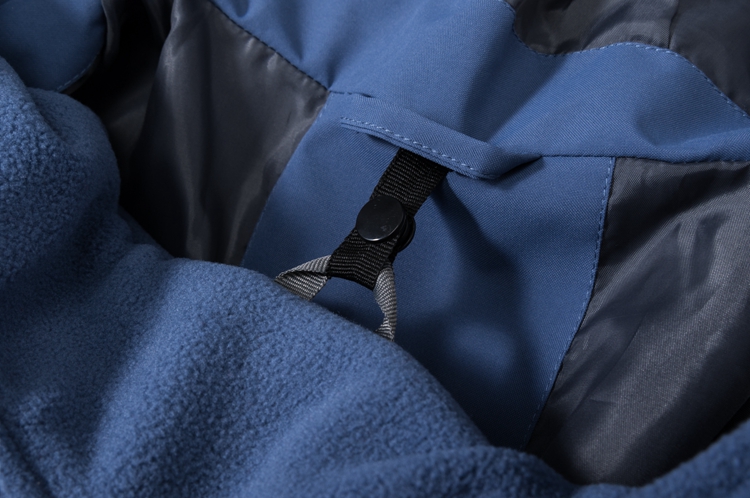 沖鋒衣細節展示