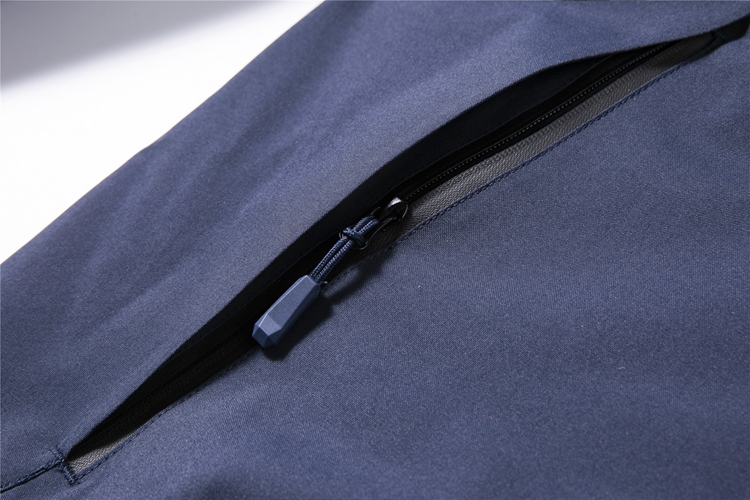 沖鋒衣細節展示